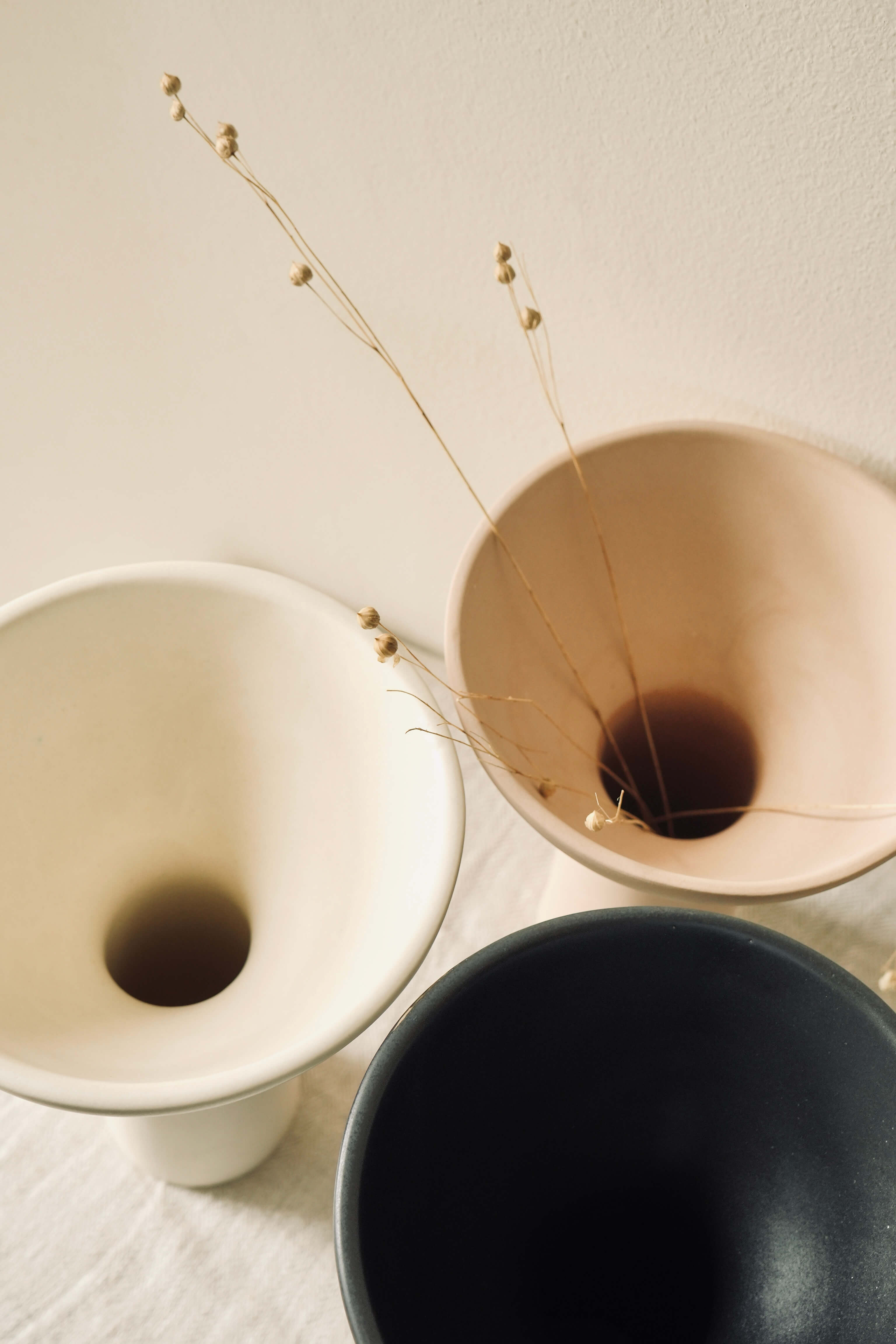 Ceramic Vases, Pots, Bowls & Mugs