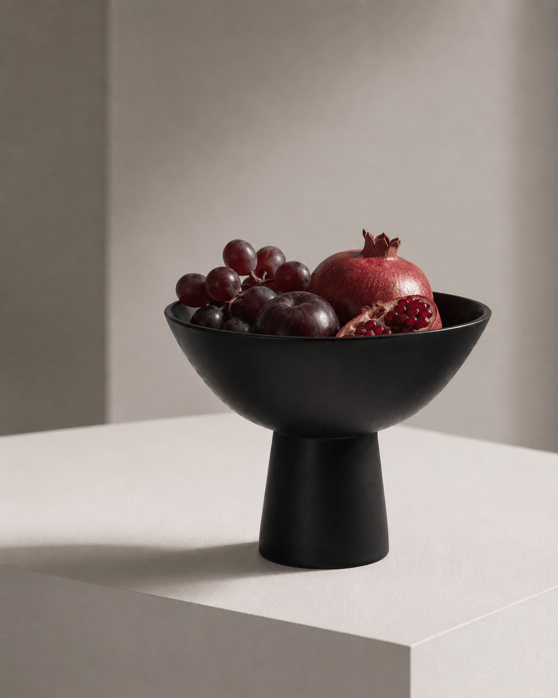 Aster Ceramic Vase Black