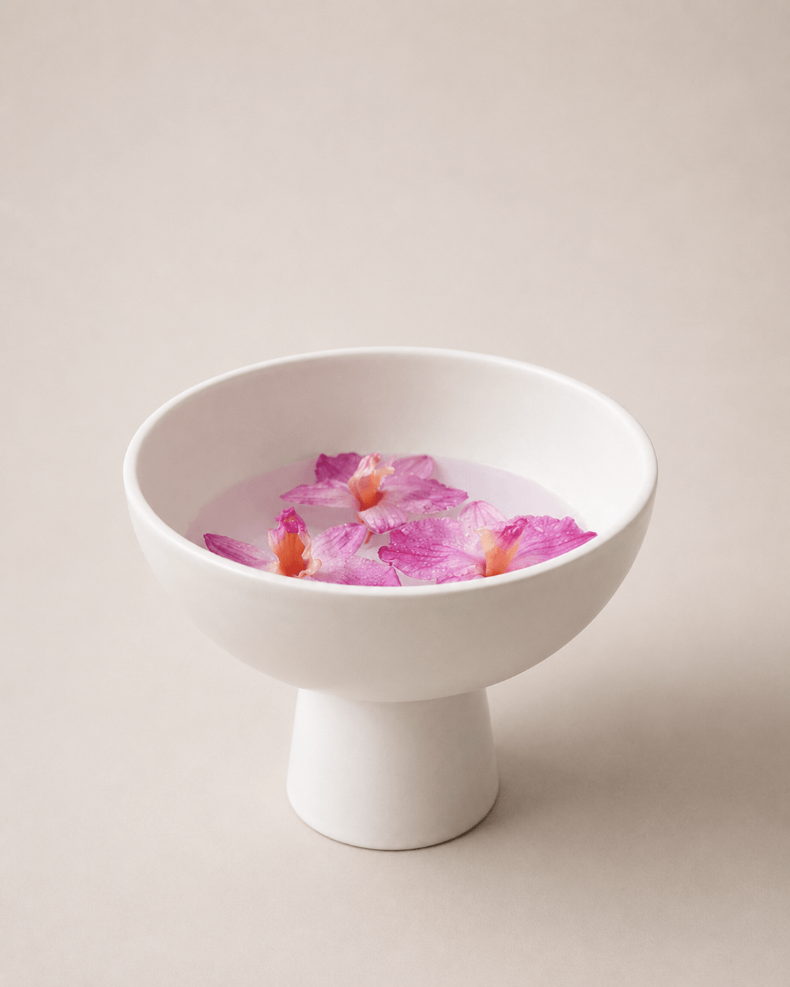 Aster Ceramic Vase White