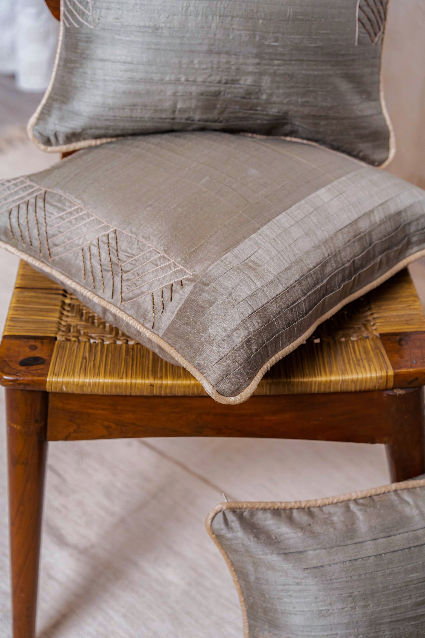 Sýmplegma Kairós Handwoven Cushion Set of 3