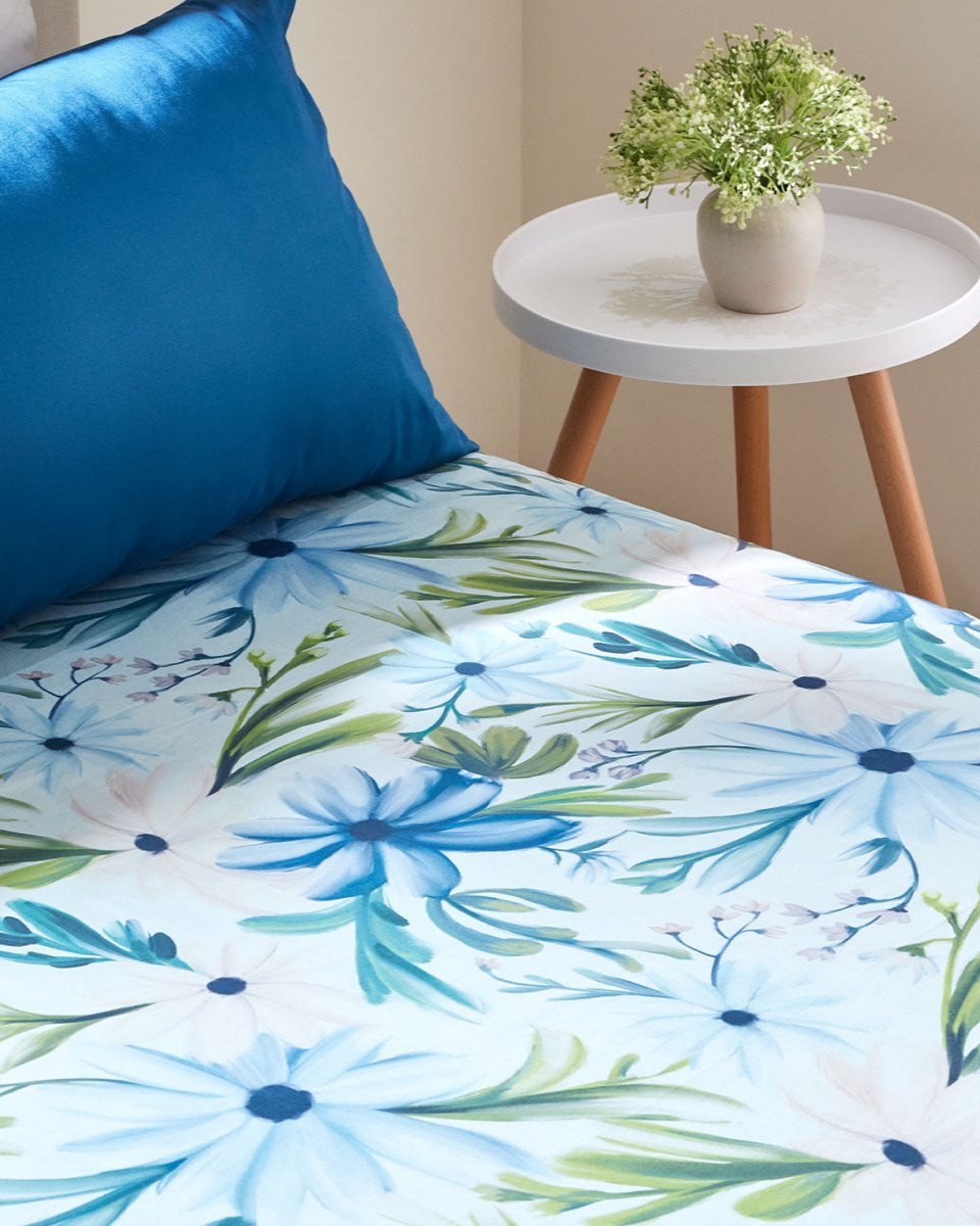 Flor Azul Cotton Bedsheet 2