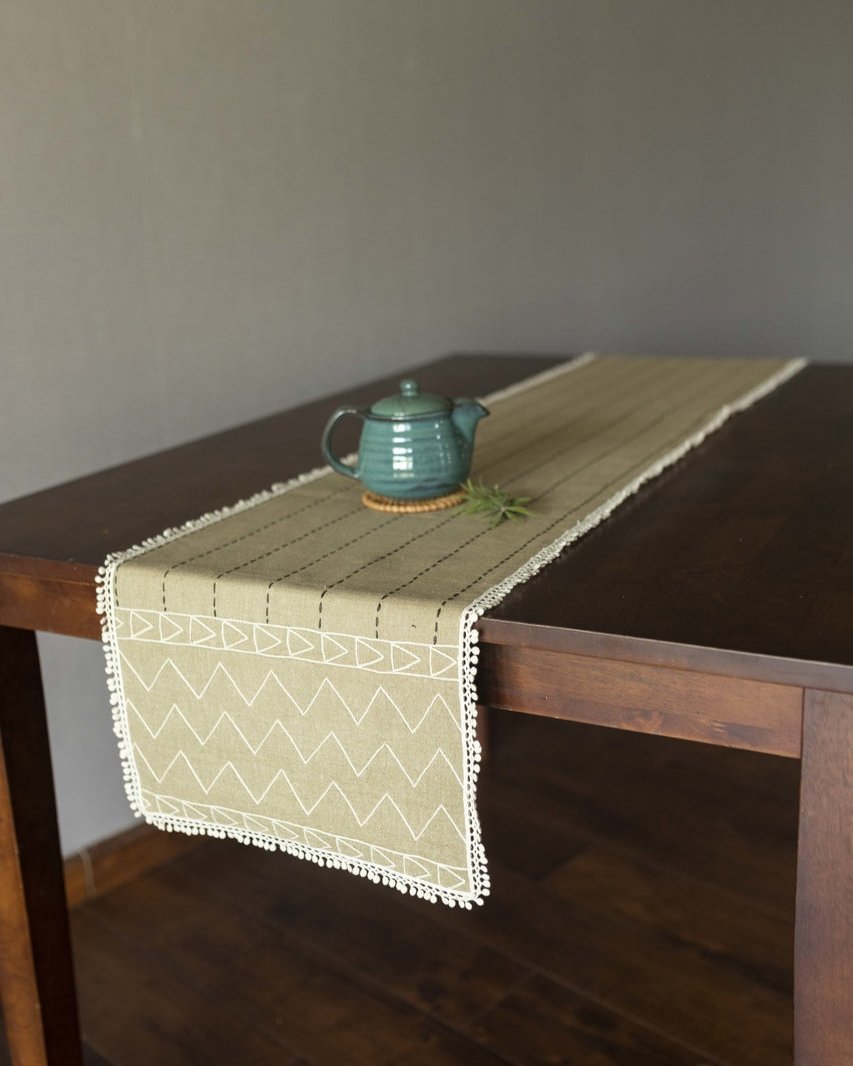 Ferly - Table Runner