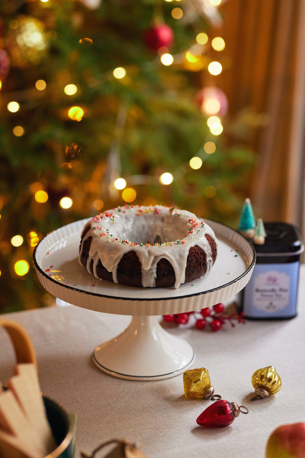 White Cake Stand