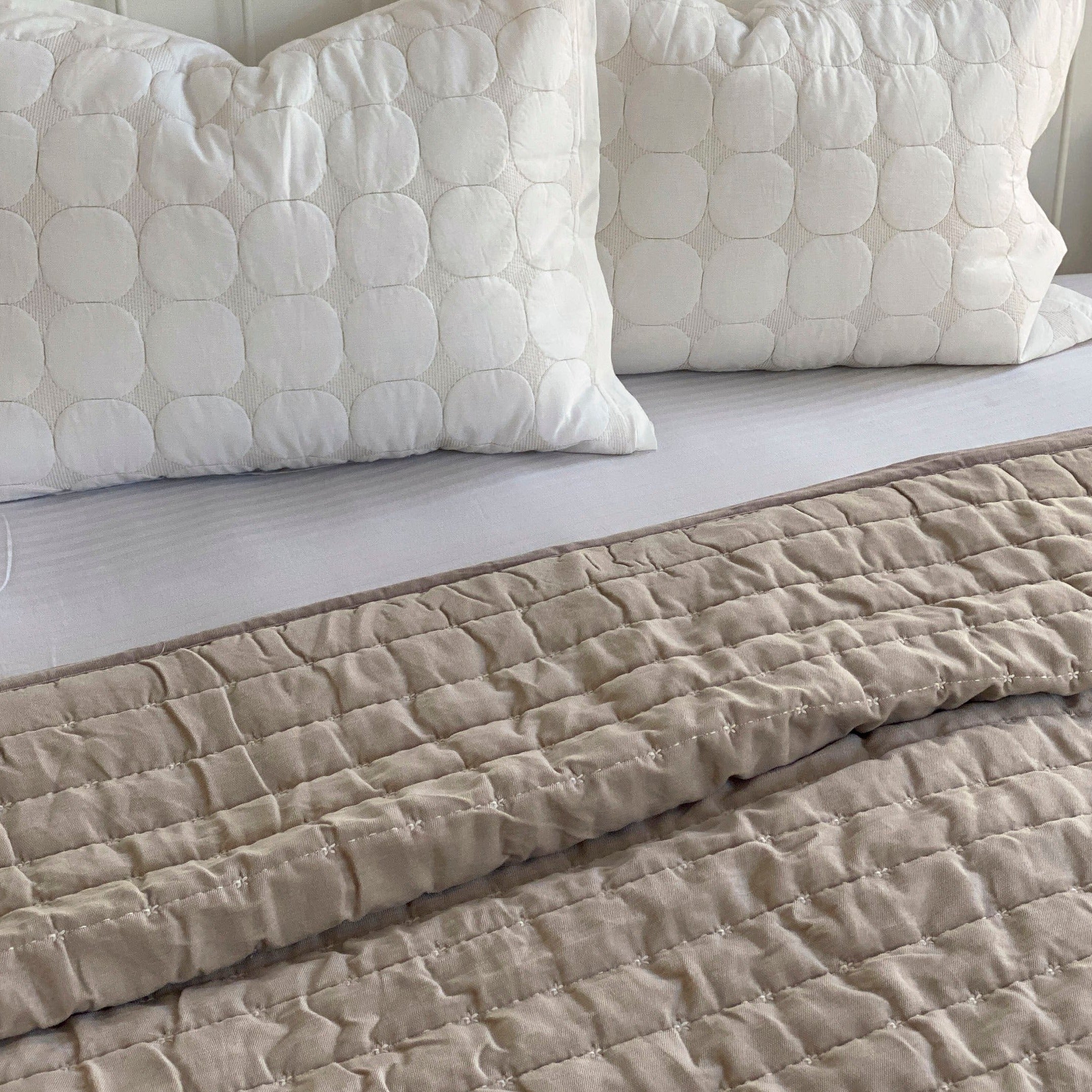 Sitara Oatmeal Quilt