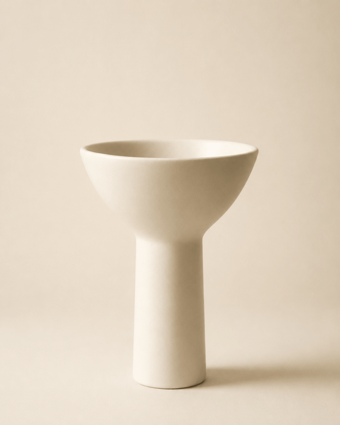 Iris White Pedestal Vase