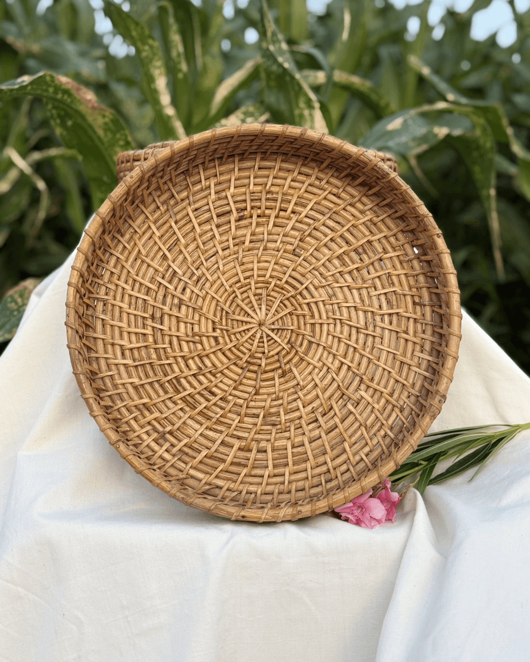 Round Cane Trays
