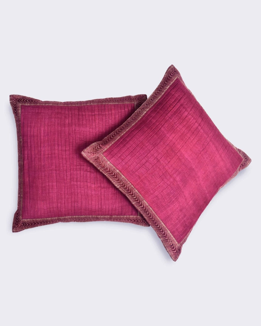 Stately Handwoven Cushion Cover 3