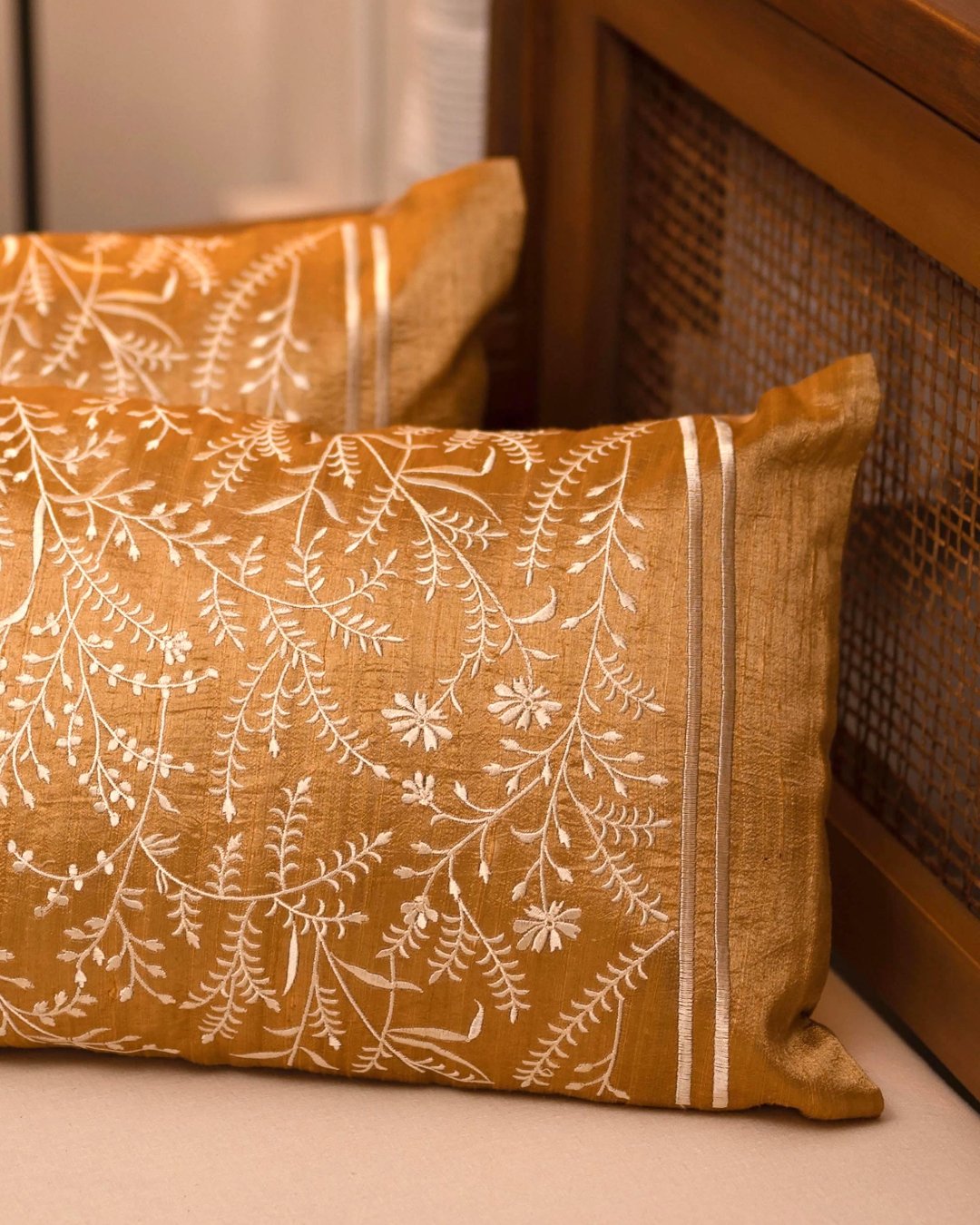 Vivienne  Handwoven Cushion Cover 4