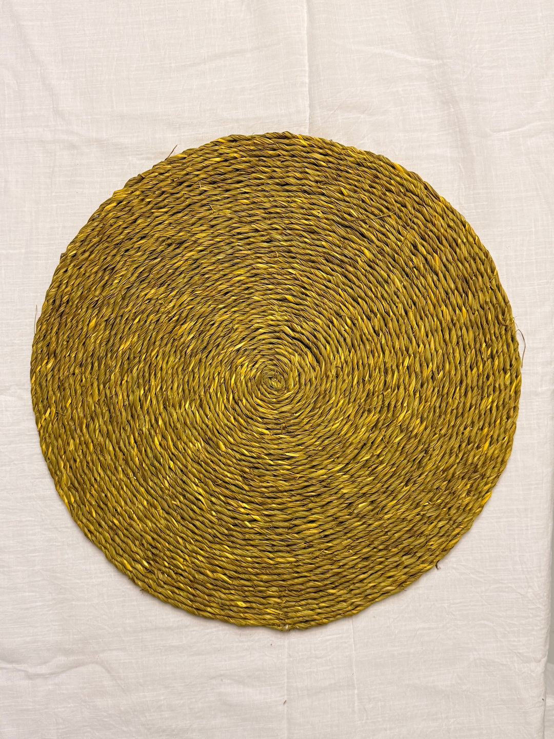 Sabai Grass Round Placemats – Yellow (14"), Set of 2 & 4